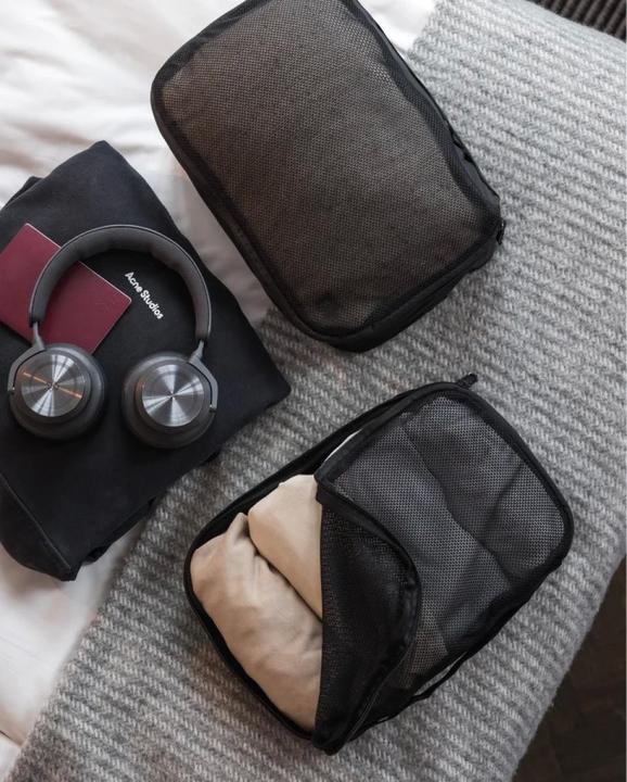Actual product image D_b_ Essential