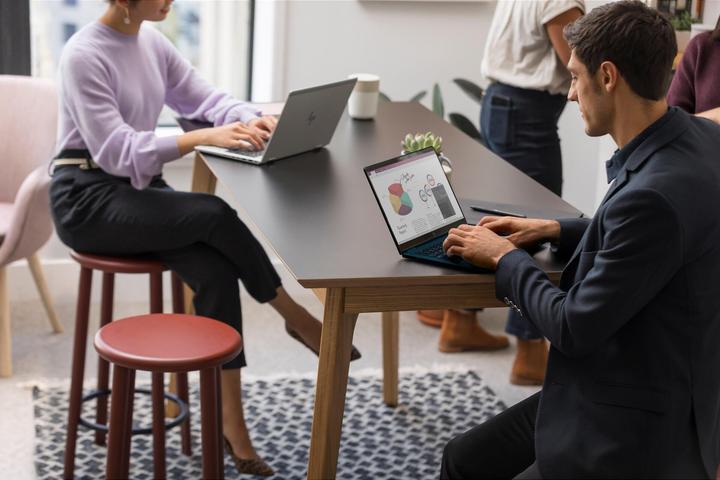 Actual product image HP EliteBook 645 14 G11 (14", 512 GB, 16 GB, DE, AMD Ryzen 5 7535U)