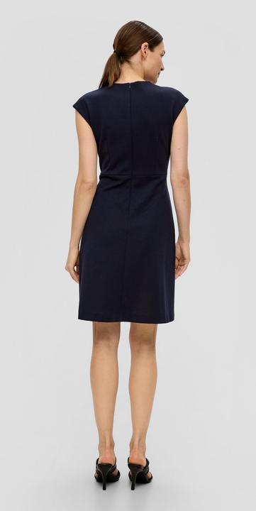 Actual product image S.Oliver Kleid Ärmelloses Etuikleid mit Faltendetails (36)