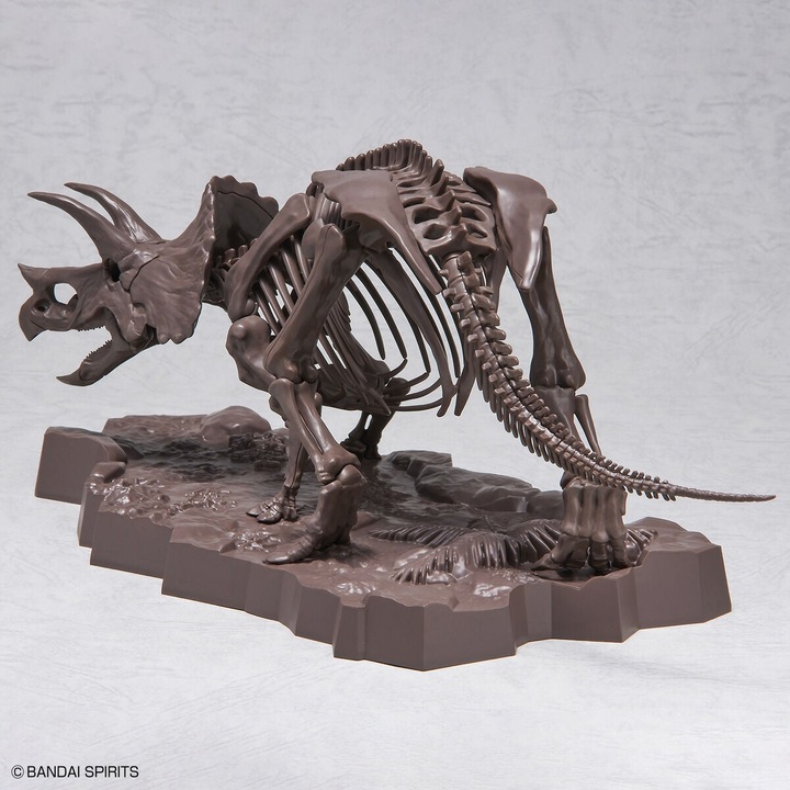 Produktbild Bandai Imaginäres Skelett 1/32 Triceratops