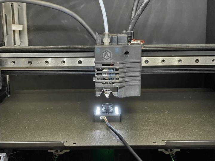 Image du produit Ember Prototypes Outil d'étalonnage XY assisté par caméra EMBER