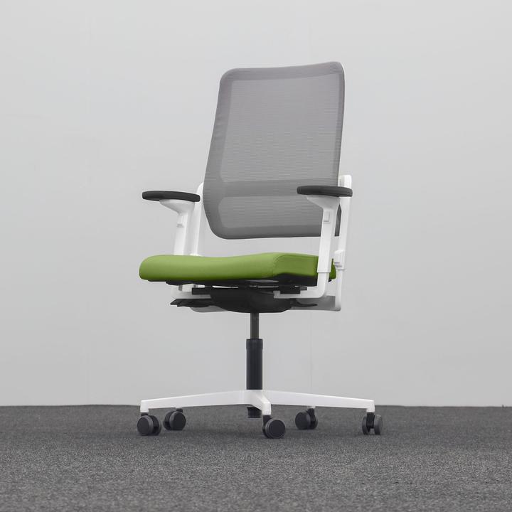 Image du produit Sitag Bürostuhl SitagXilium Mesh swissmade mit 4D Armlehnen, Grün, Neu (45 - 58 cm)