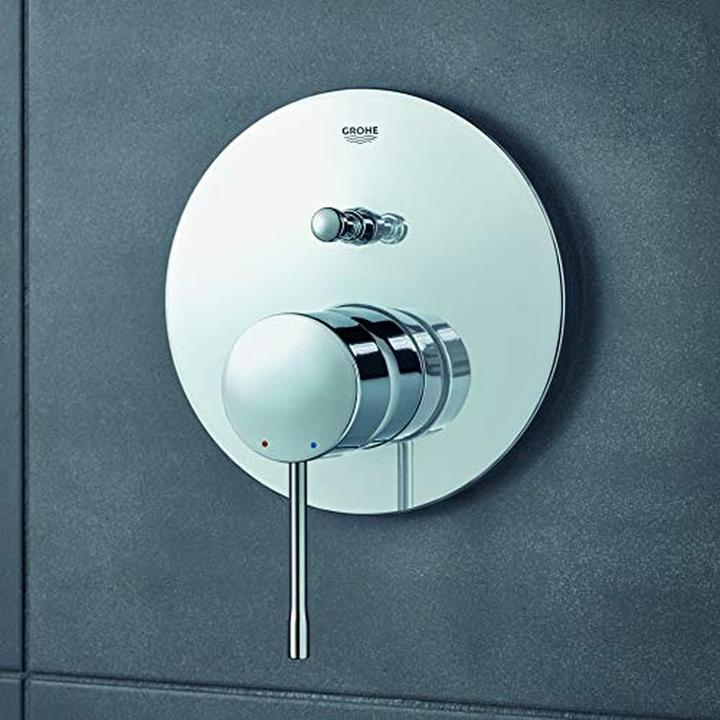 Produktbild Grohe Essence Einhand-Wannenbatterie