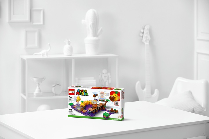 Actual product image LEGO Wiggler's Poison Swamp (71383, LEGO Super Mario)