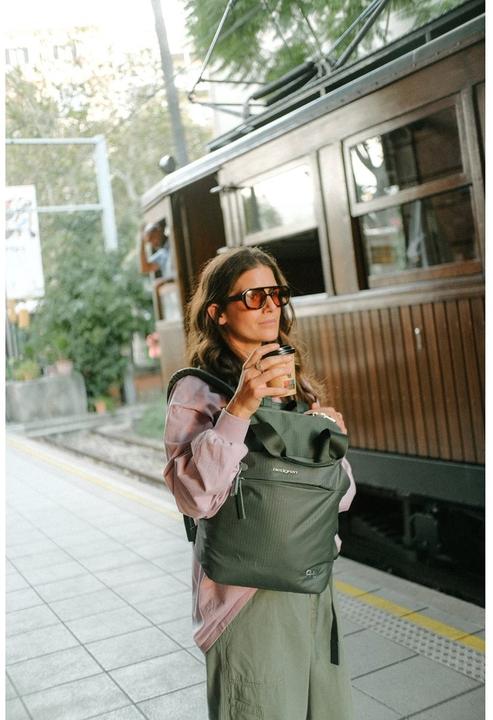 Actual product image Hedgren Furo Daypack RFID Schutz 37 cm (13.50 l)