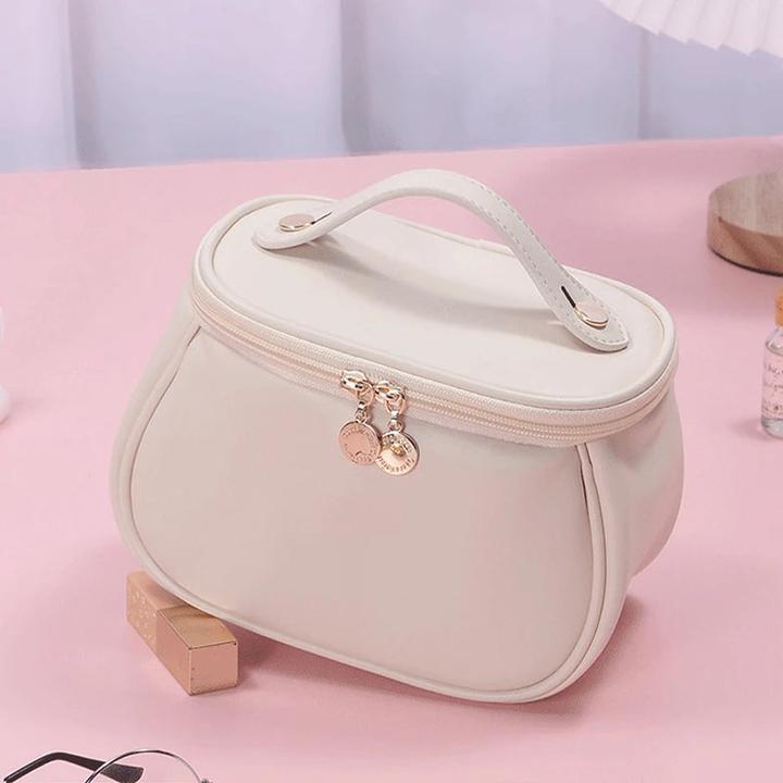 Produktbild Only-Bags.Store Reiseschminktasche aus Leder grosse Schminktasche zum Ausgehen