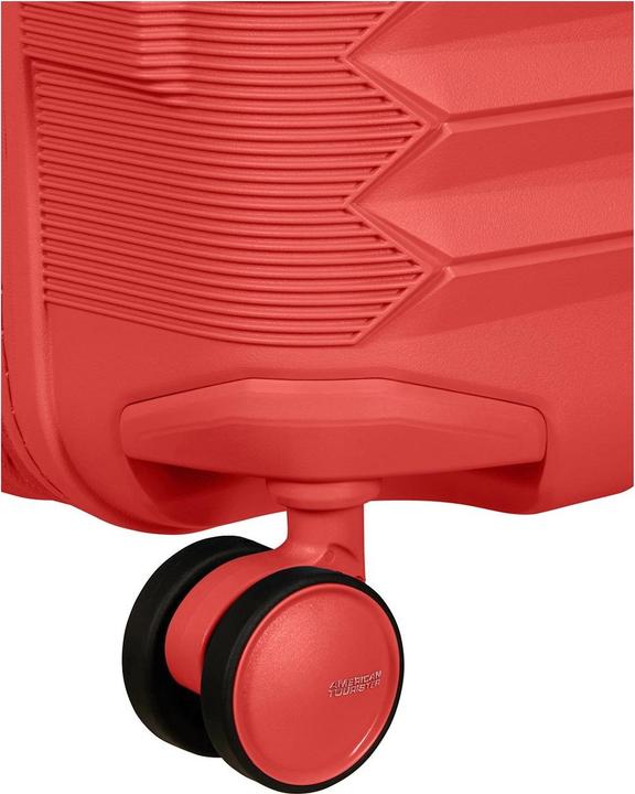 Actual product image American Tourister Fastforward Spinner (108 l)