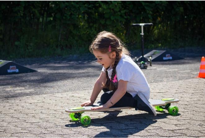 Actual product image No Rules Longboard Abec 7 Neon w. LR 361