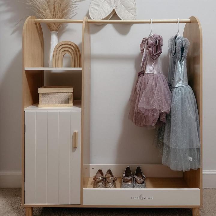 Produktbild Coco Village Kinderkleiderschrank aus Holz mit Spiegel – Verkleidungsschrank für Rollenspiele (30 cm)