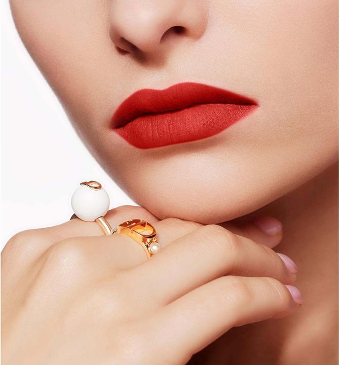 Actual product image Dior Rouge Forever (999 Forever Dior)