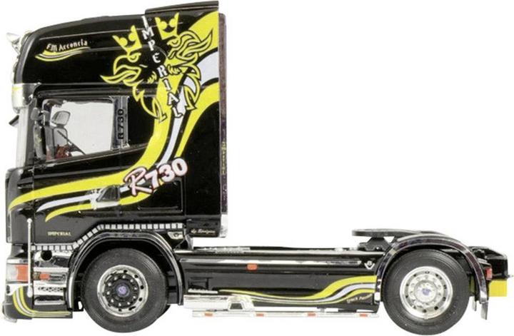 Actual product image Italeri Scania R730 V8 Topline IMPERIAL