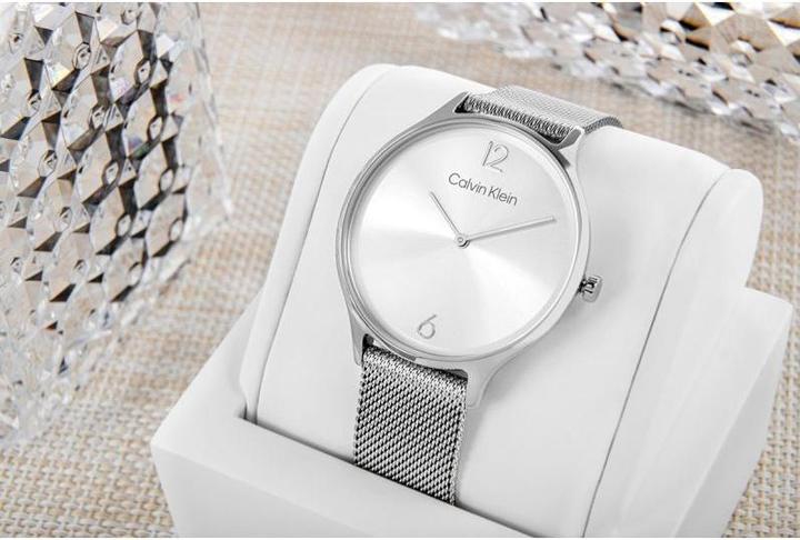 Actual product image Calvin Klein Timeless Mesh 38 Silvery (Analogue wristwatch, 38 mm)