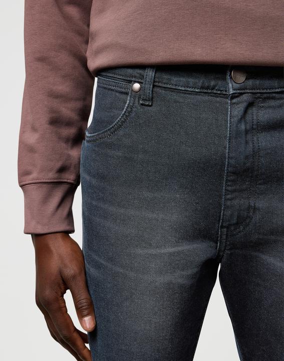 Actual product image Wrangler Jeans River (33)