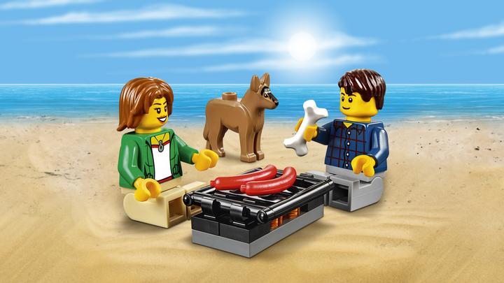 Actual product image LEGO City Van & Caravan (60117, LEGO City)