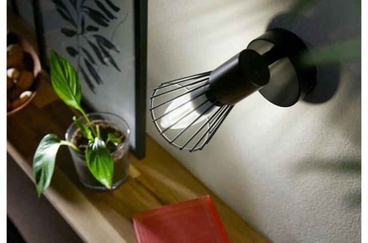 Actual product image Philips Cla (E14, 2.30 W, 485 lm, 2 x, A)