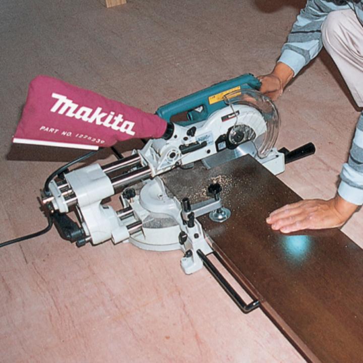 Produktbild Makita Kapp- und Gehrungssäge 190 mm