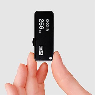 Immagine prodotto Kioxia TransMemory U365 - 256 GB - USB Type-A - 3.2 Gen 1 (3.1 Gen 1) - 150 MB/s - Slide - (256 GB, USB-A)