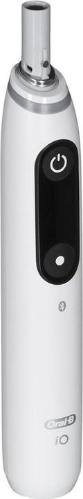 Actual product image Oral-B iO6 Series (Oscillating toothbrush)