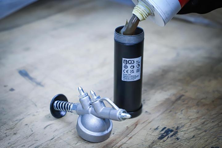 Image du produit BGS Mini-pompe à graisse à air comprimé 85 cm³