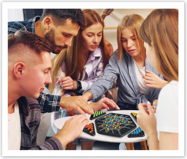 Actual product image Totally Trendy Geometry Chess - Schach Puzzle (Multilingual, 2 - 4 Players)
