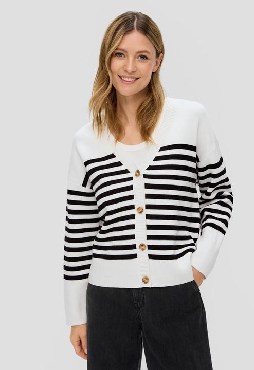 Actual product image s.Oliver Strickjacke Strickjacke in gestreiftem Muster (40)