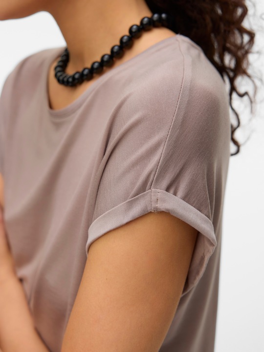 Actual product image Vero Moda Vmava Plain Ss Top Ga Jrs Noos (M)