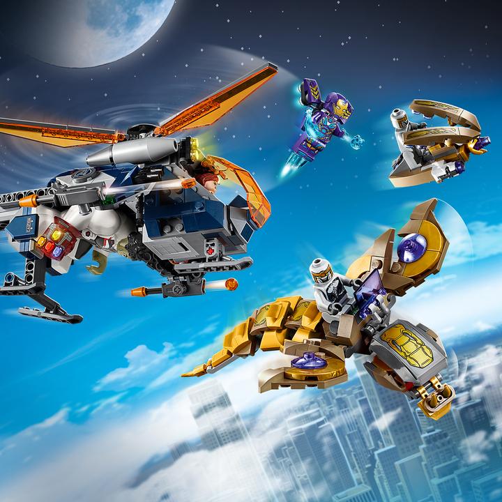 Actual product image LEGO Avengers Hulk Helicopter Rescue (76144, LEGO Marvel)
