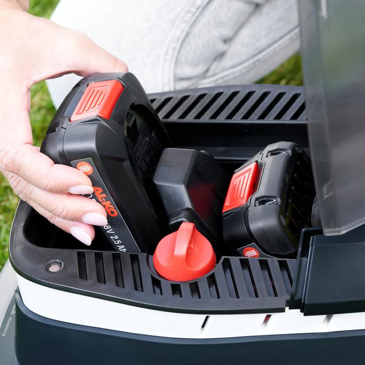 Actual product image AL-KO 18 V Bosch Home And Garden Compatible Battery Lawn Mower 3.22 Li Easy (Rechargeable battery operated)