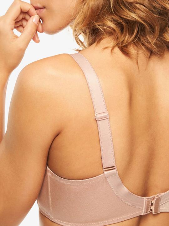 Actual product image Chantelle Hedona underwired bra (90 B, Single pack)