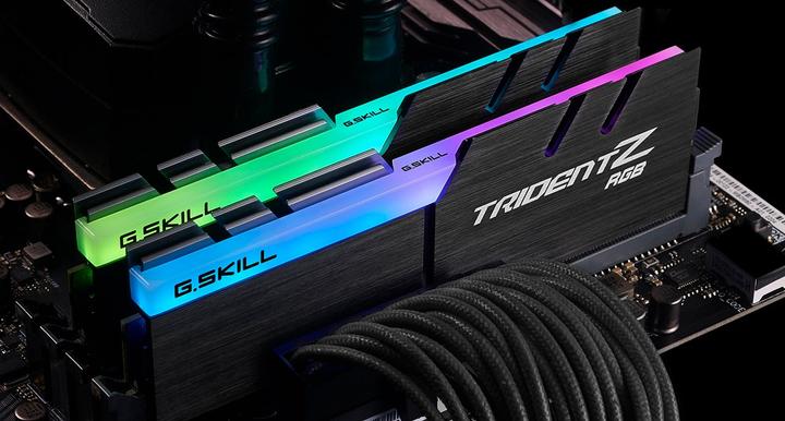 Actual product image G.Skill Trident Z RGB (2 x 16GB, 4000 MHz, DDR4-RAM, DIMM)