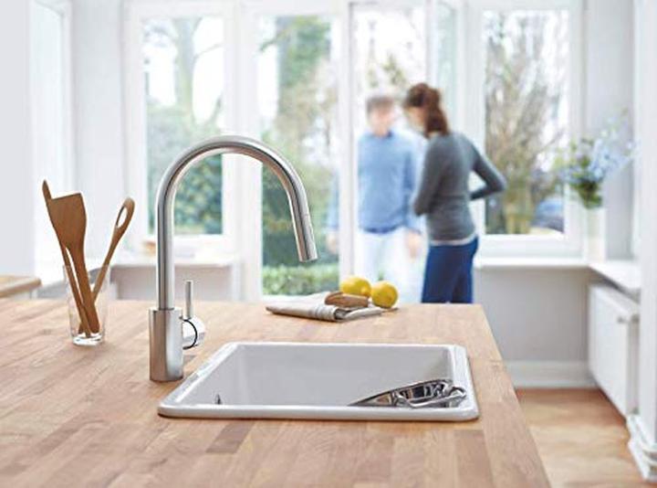 Actual product image Grohe Küchenarmatur mit Handbrause Concetto supersteel matt 31483