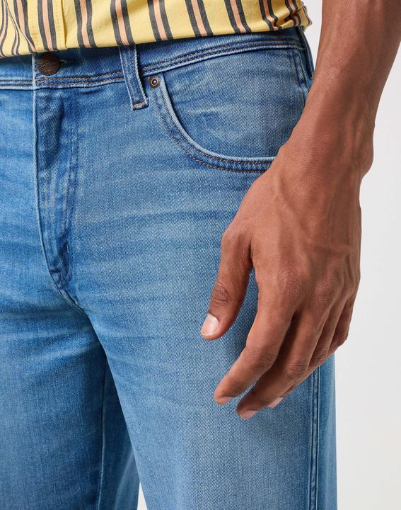 Immagine prodotto Wrangler Jeans gamba dritta Texas High Stretch (32)