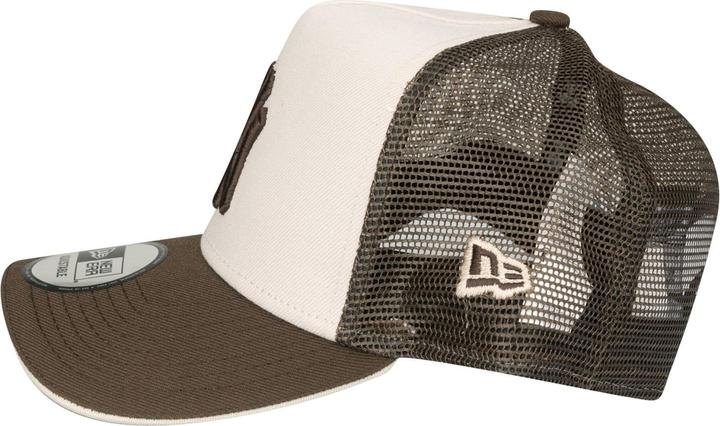 Actual product image New Era A-Frame Trucker Cap - New York Yankees beige walnut