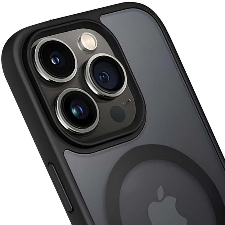 Actual product image Crong Case iPhone 15 Pro MagSafe black (Apple iPhone 15 Pro)