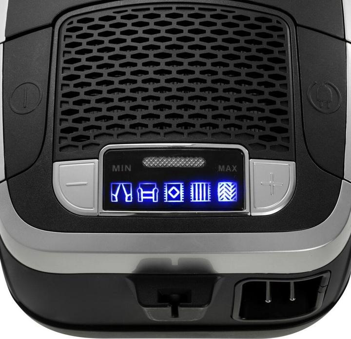 Actual product image Adler Vacuum cleaner Vacuum Cleaner | AD 7069 | Bagged | Power 3200 W | Dust capacity 3.5 L | Black