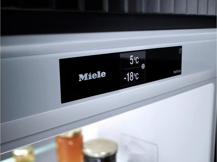 Actual product image Miele Kfn 7734 D (253 l)