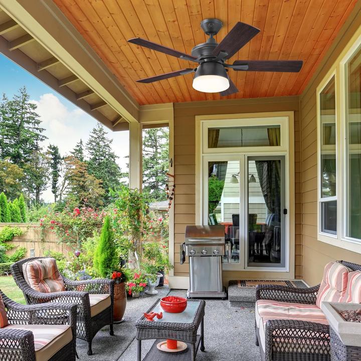 Produktbild Westinghouse Outdoor Deckenventilator Nevada Eisen mit Licht (51 dB)