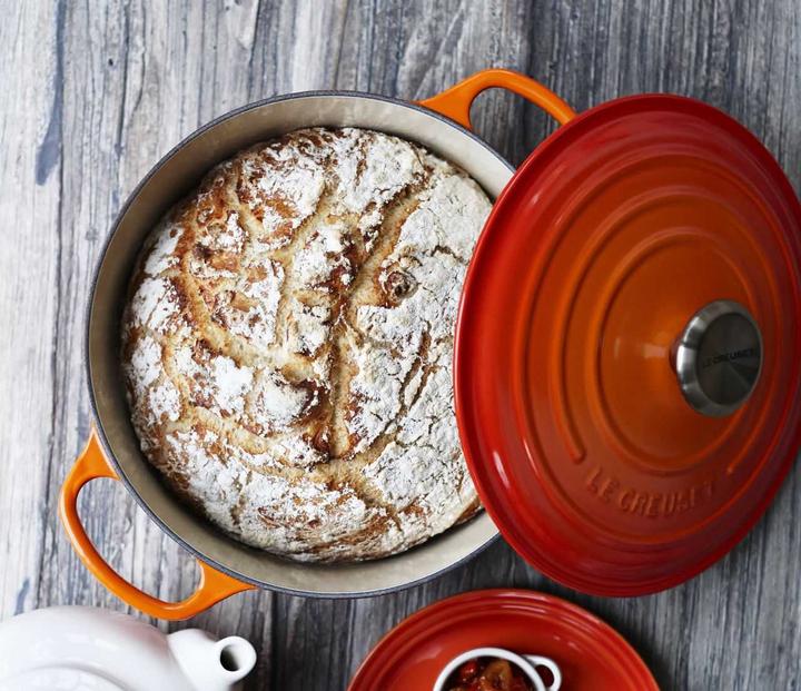 Produktbild Le Creuset Signature (24 cm, Bräter + Schmortopf, Gusseisen)