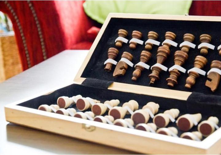 Actual product image Natural games Chess Cassette