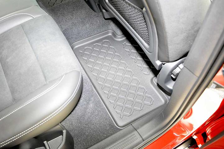 Actual product image Aristar All-weather floor mats for Volvo XC40 from 2018 to today (1 set of 4 floor mats)