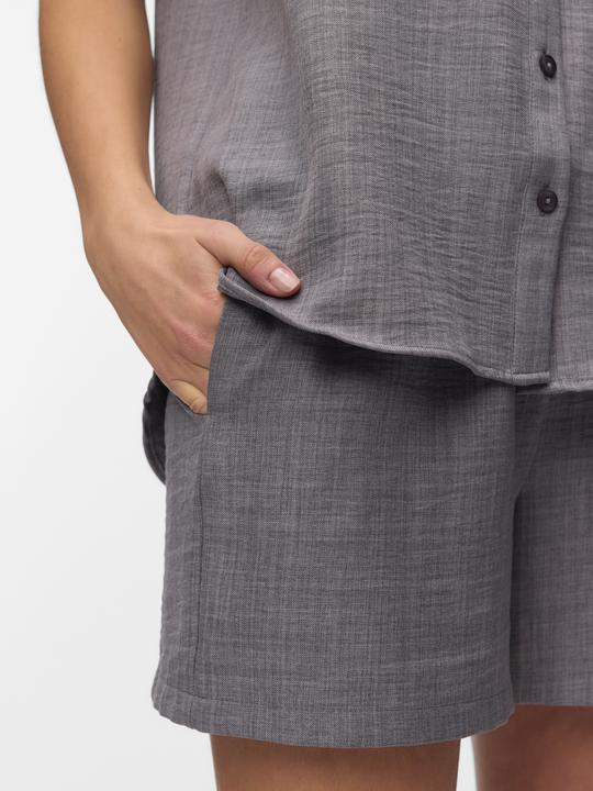 Actual product image Vero Moda Vmmelaney Shorts Wvn Ga Noos (M)