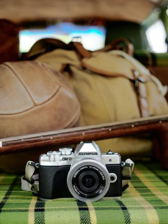 Produktbild Olympus OM-D E-M10 III Kit (14 - 42 mm, 16.10 Mpx, Micro Four Thirds)