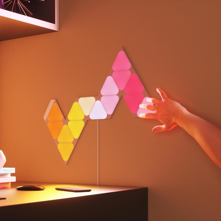 Produktbild Nanoleaf Shapes Mini Triangles Expansion Pack, 10 Stk. (200 lm)