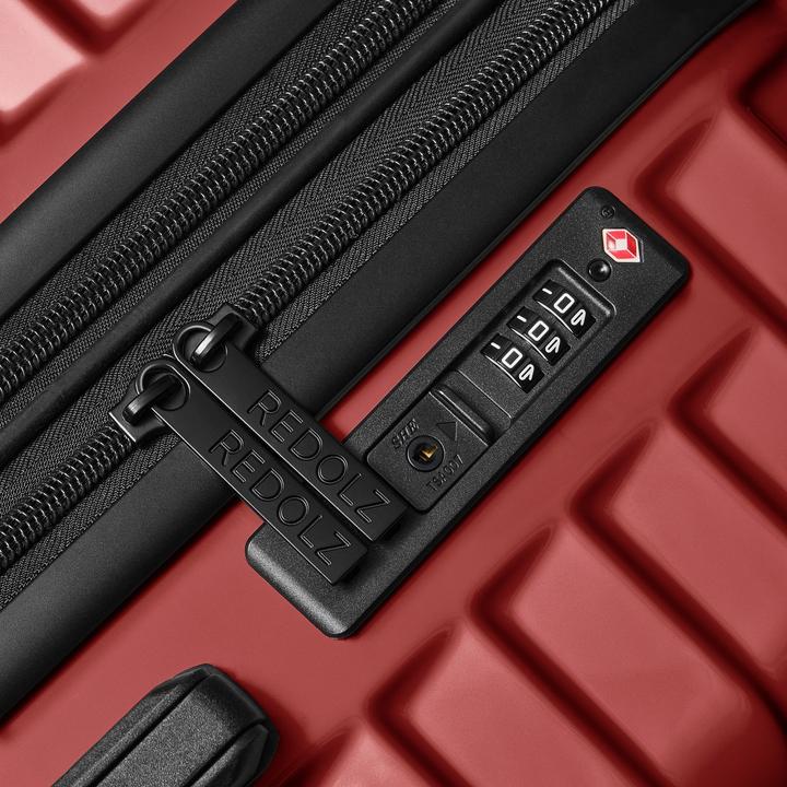 Actual product image Redolz Essentials 18 4-wheel suitcase set 3-piece with stretch fold (226 l)