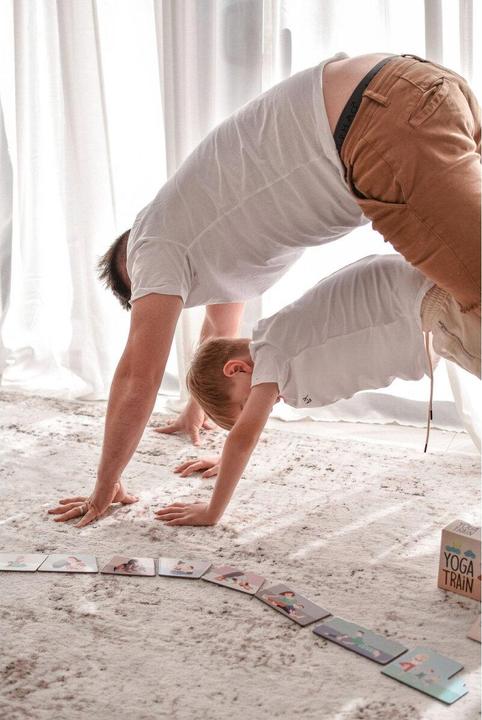 Produktbild Yogi Fun Yoga Zug (Deutsch, Französisch, Italienisch, Englisch)