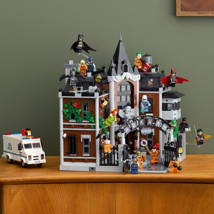 Produktbild LEGO Arkham Asylum (76300, LEGO DC)