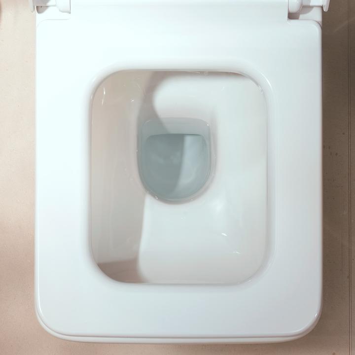 Actual product image hansgrohe EluPura Original Q floor-standing WC set, 365x640mm, AquaChannel Flush, incl. cistern and