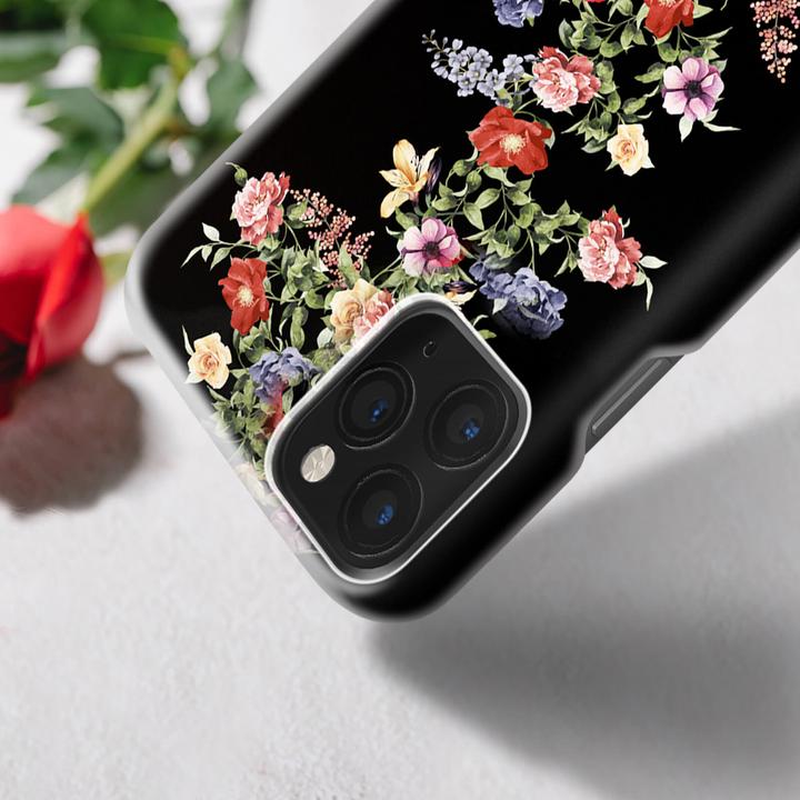 Actual product image iDeal Of Sweden Dark Floral (Apple iPhone 11 Pro)