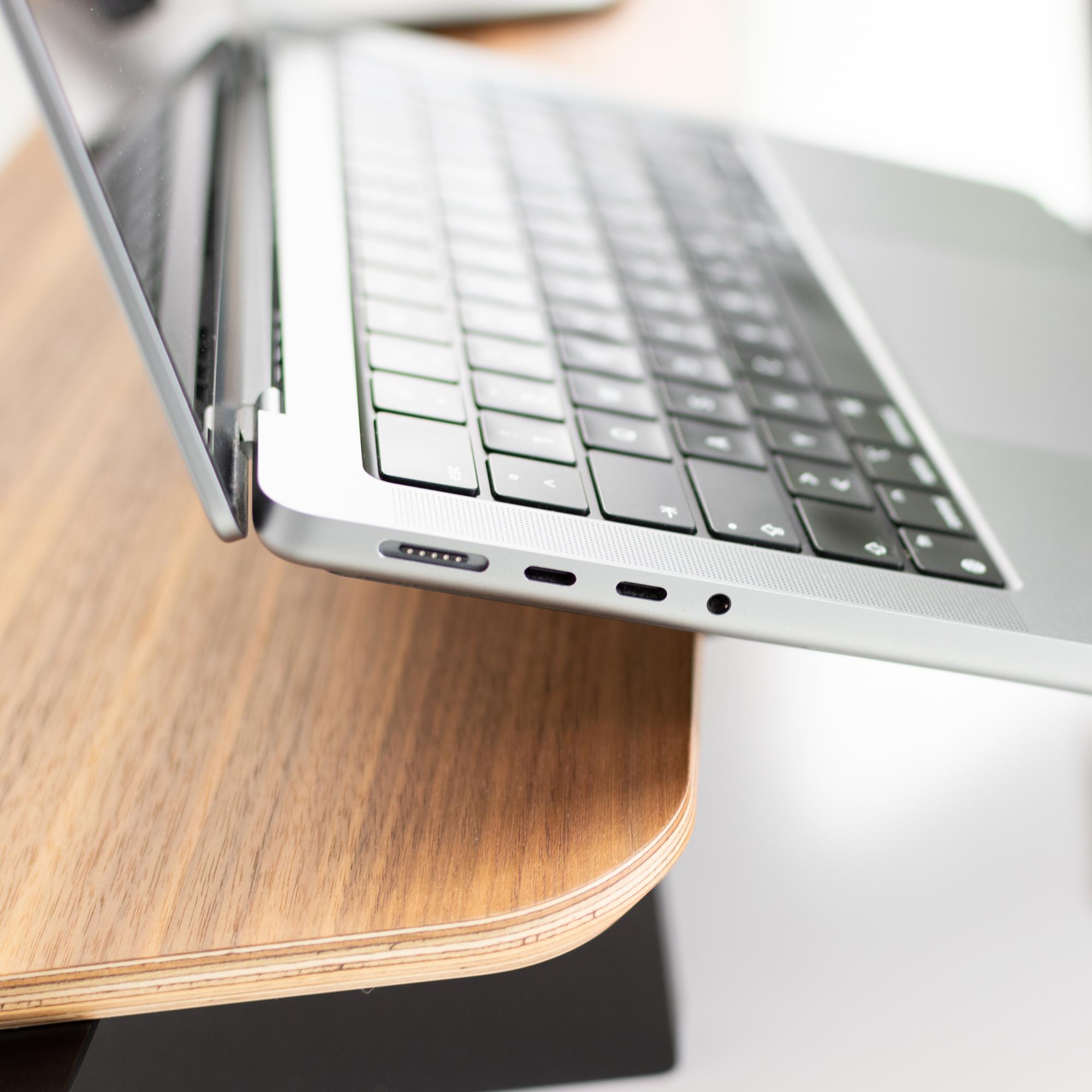 Balolo　Laptop Riser for Setup Cockpit Balolo Cockpit - buy at Digitec