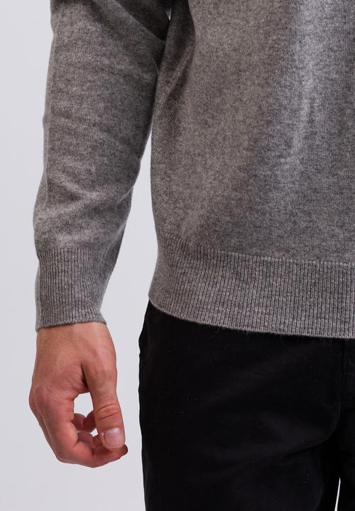 Actual product image Cash-Mere Cashmere Turtleneck Sweater (S)